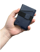 i2 Minimalist Leather Wallet Black and Carbon Fiber